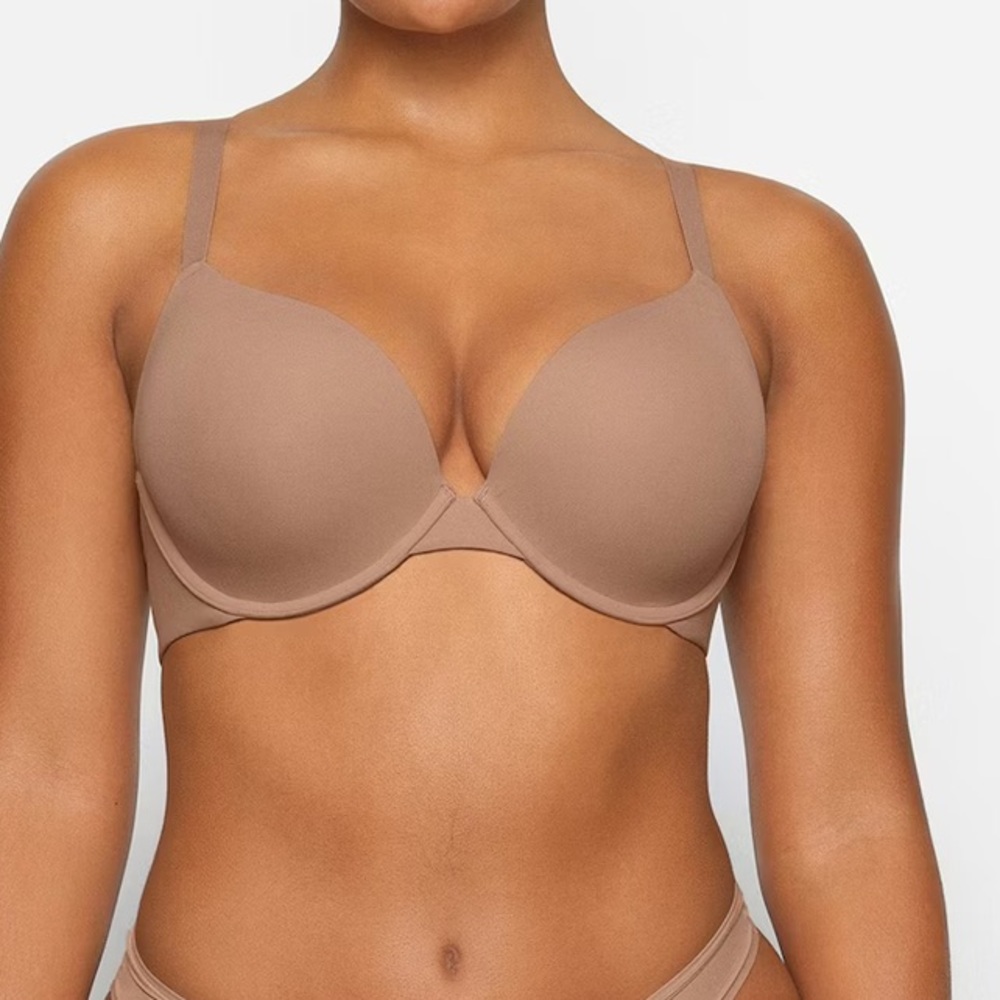 NWT Skims Fits Everybody Push Up Demi Bra
